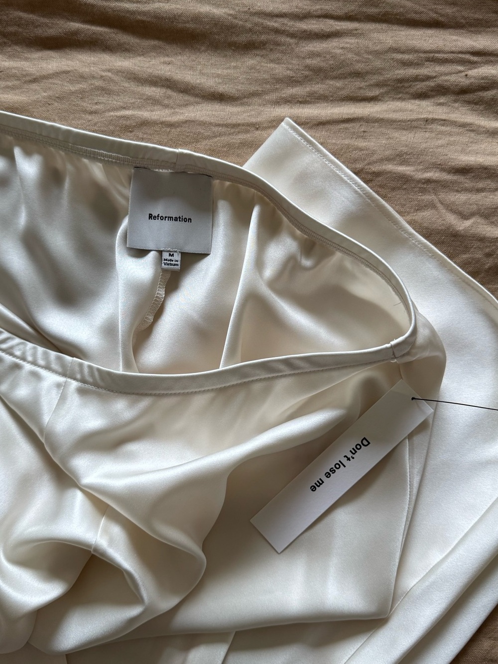 Reformation Gale Satin Mid Rise Bias Pant - Picture 7 of 8